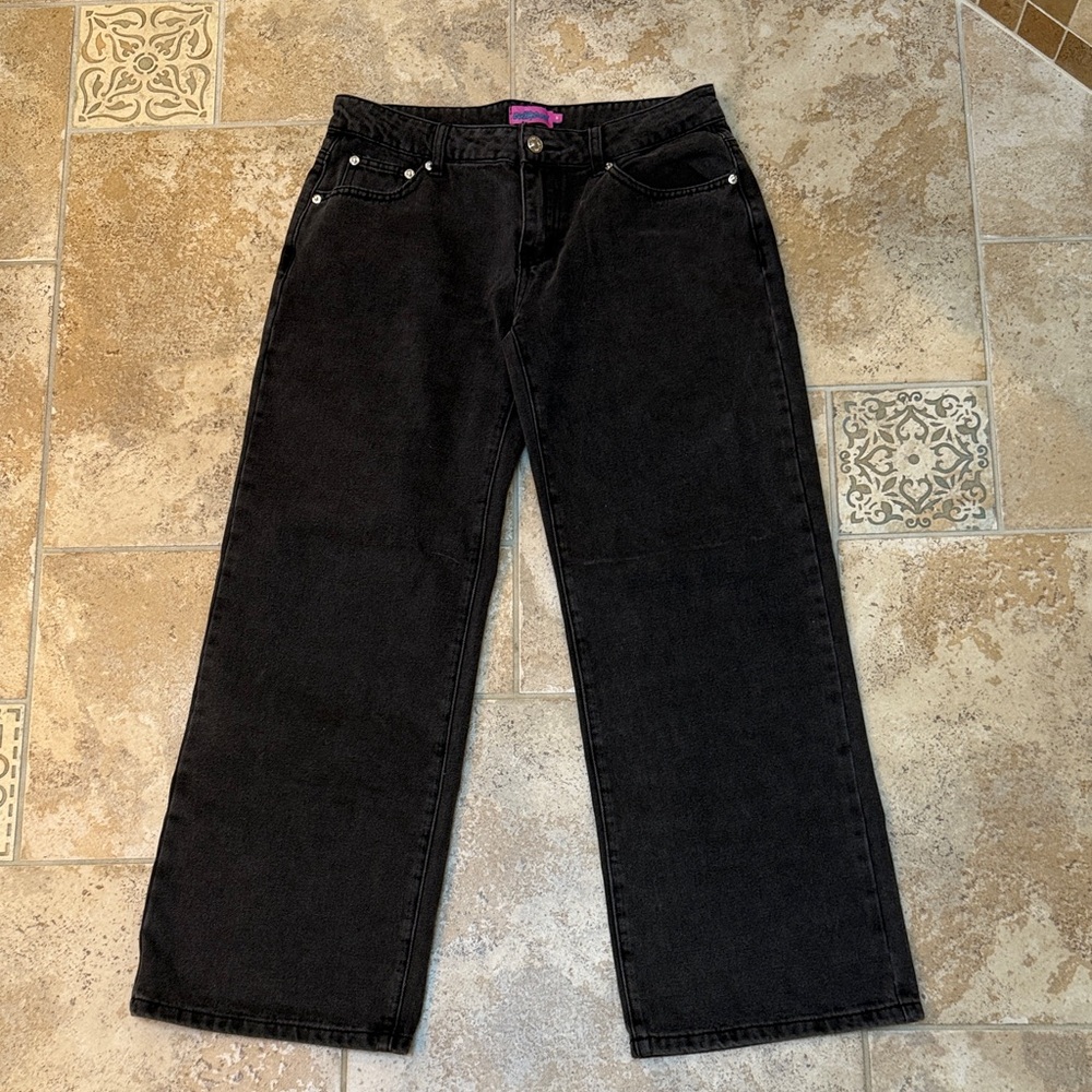 Edikted Raelynn Washed Low Rise Jeans Black Washed